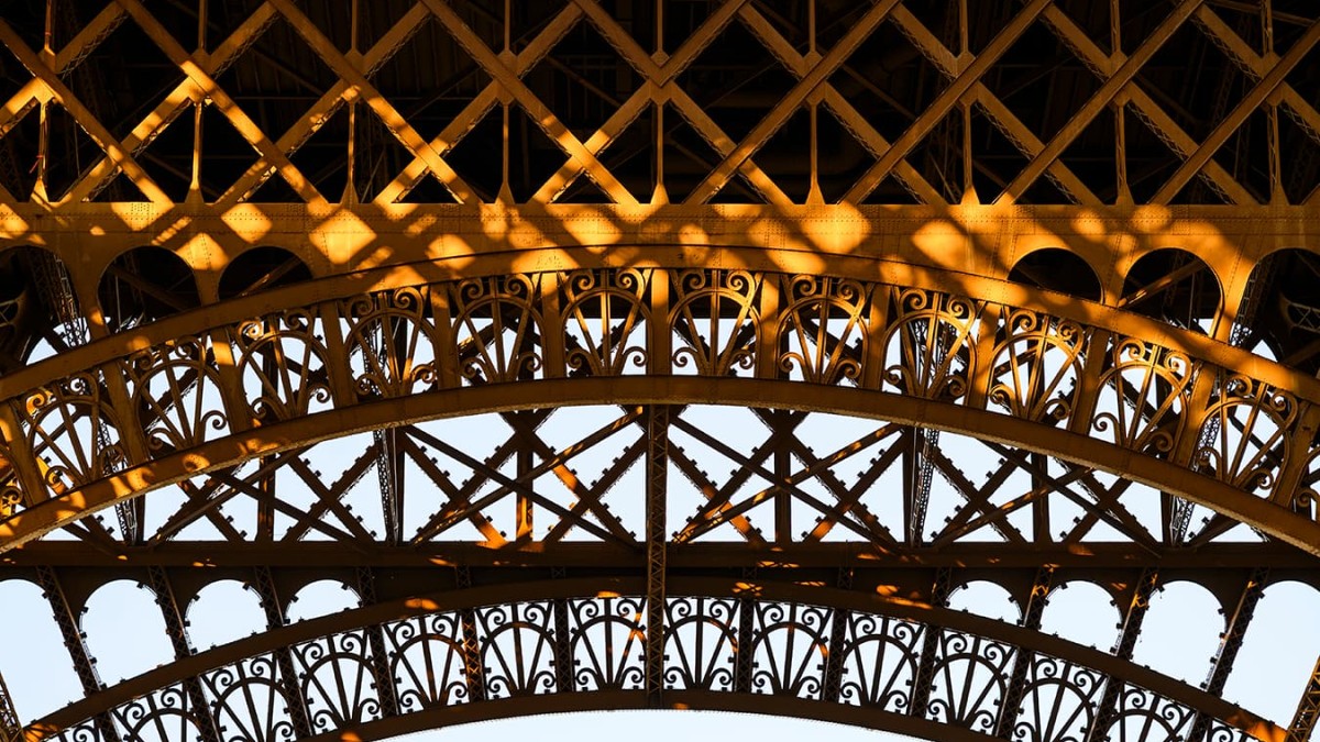 Encaje metálico Torre Eiffel