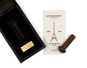 El remache histórico de la torre Eiffel