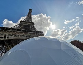 Cúpula expositiva 130 años de la Torre Eiffel