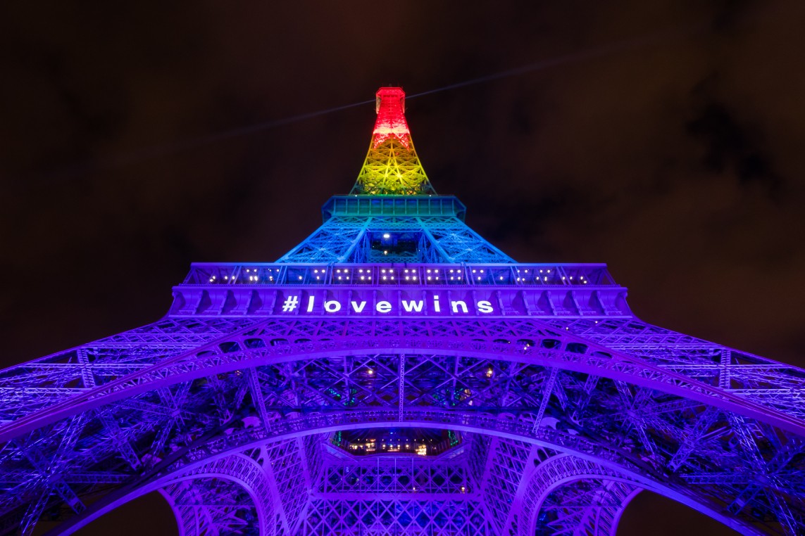 La Torre Eiffel de noche