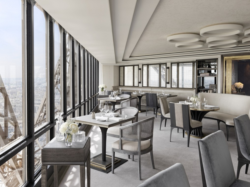Restaurante Le Jules Verne