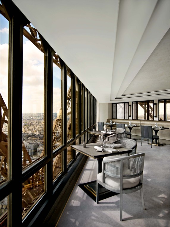 Restaurante Le Jules Verne