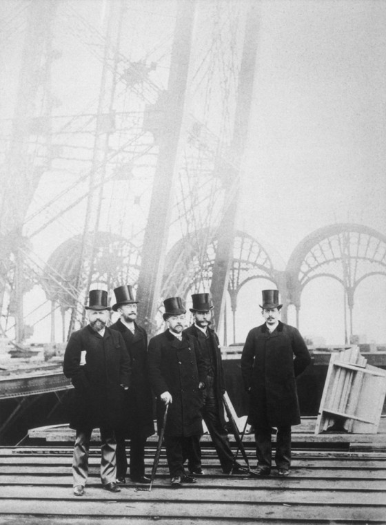 Foto Gustave Eiffel y su equipo