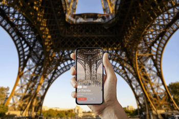 Imagen de la guía móvil para visitar la Torre Eiffel.